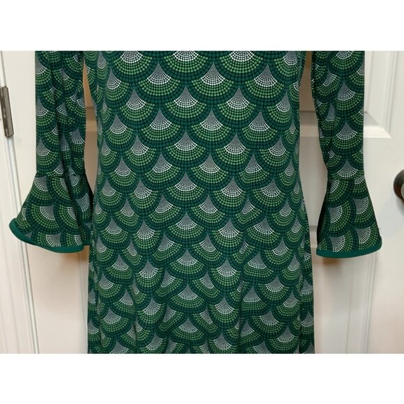 Michael Kors Green White Scallop Fan Print Flare Sleeve Mini Dress, Size PM - Picture 3 of 9